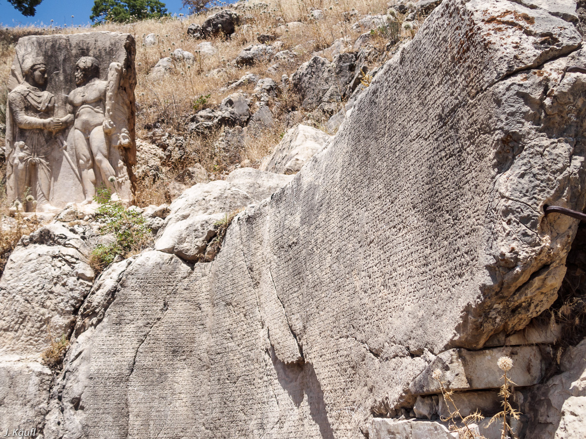 ... more Inscriptions! In the background Antiochus with either Zeus or Herakles (I'm not sure anymore).